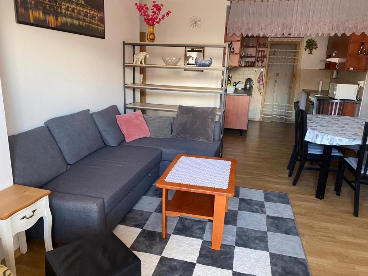 Apartman Tanas Atlantis Tabor Tábor Exterior photo