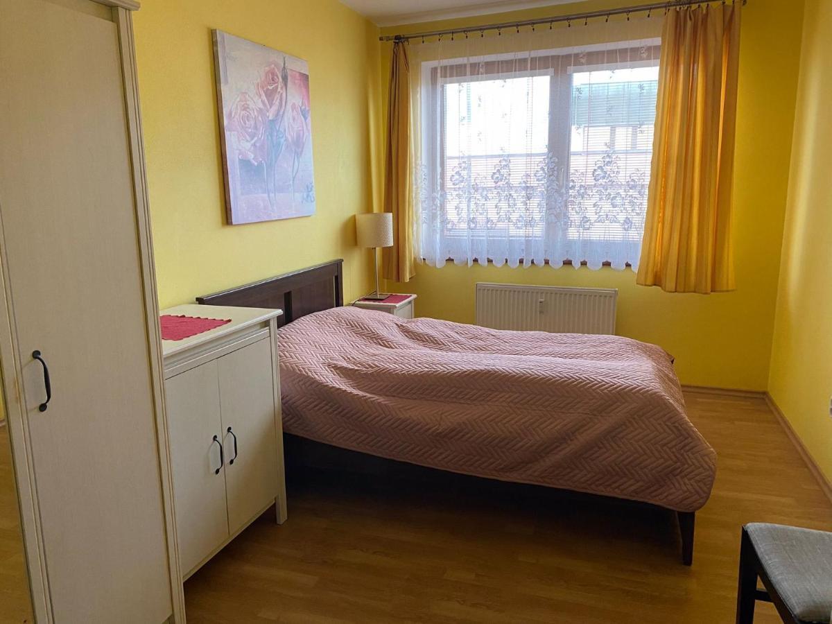 Apartman Tanas Atlantis Tabor Tábor Exterior photo